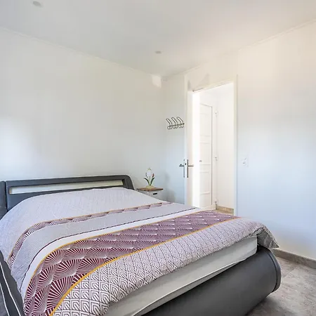 Les Bougainvillees By Interhome